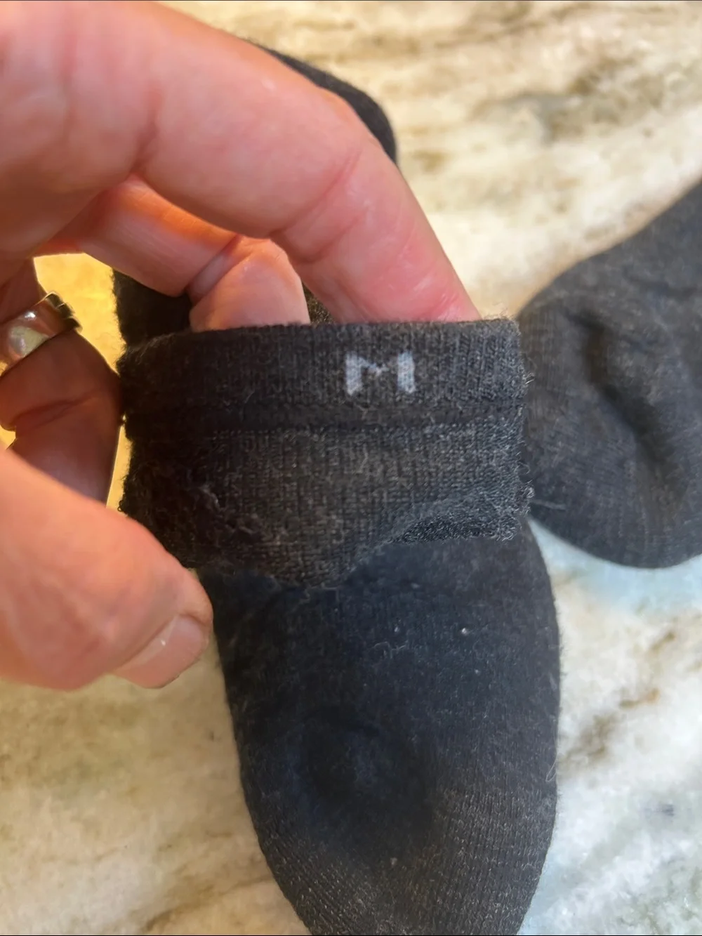 Darn Tough womens merino wool hiking socks charcoal gray size M made in VT